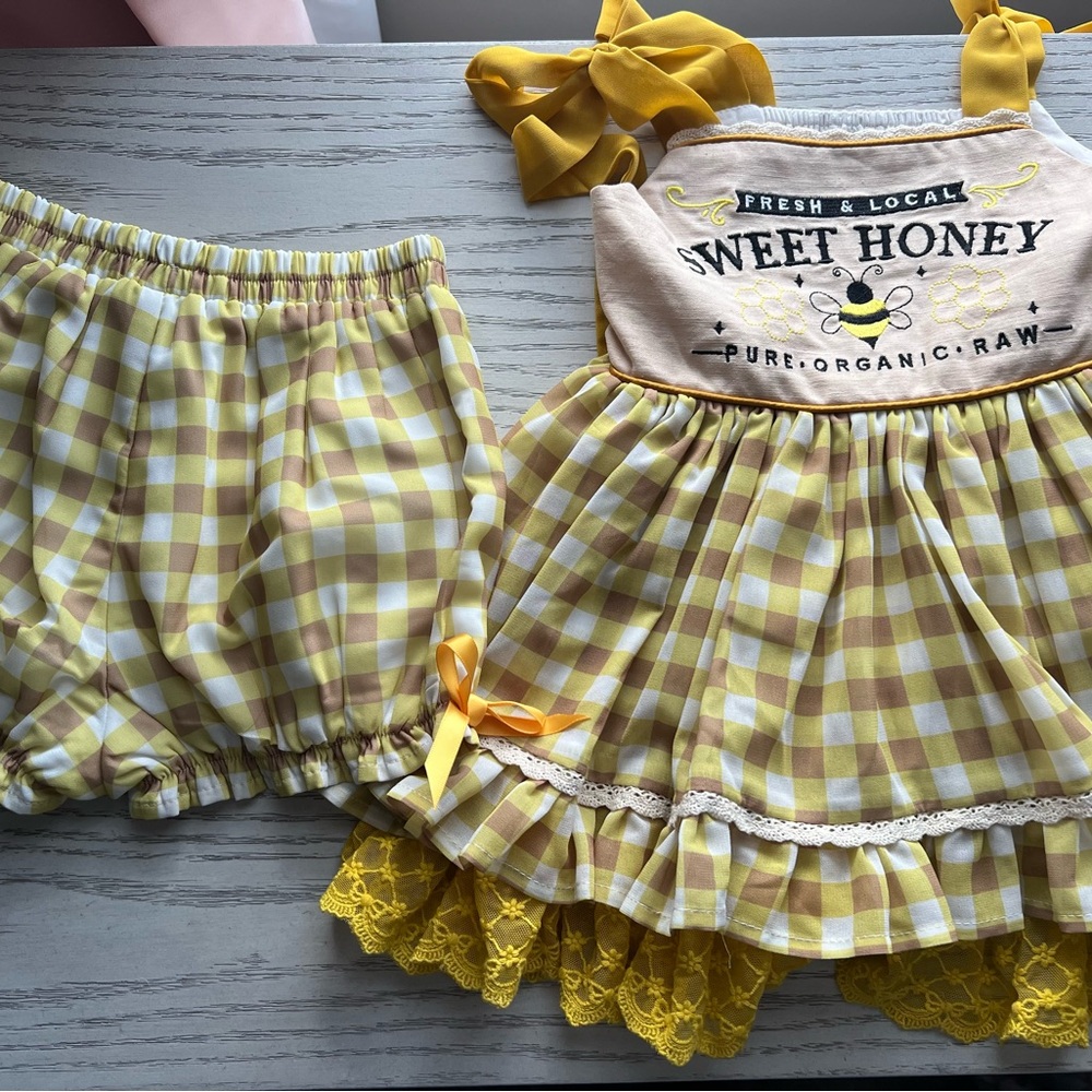 Bitty Bundles of Joy Sweet Honey Yellow Checkered Kids Dress Set. NWOT - Picture 2 of 2